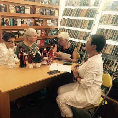 Живи українською!