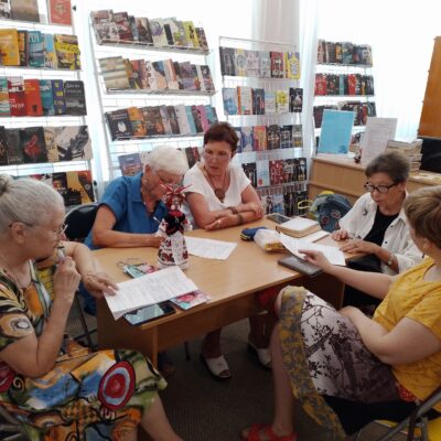 Живи українською!