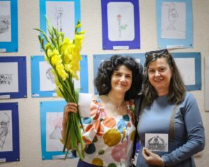 Олена Сєргєєва з квітами