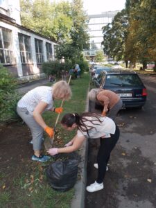 Прибирання двору