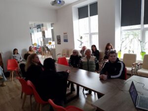 учасники заходу ознайомлюються з правилами кібербезпеки