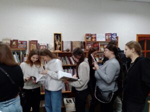 Екскурсія відділом реставрації та зберігання бібліотечних фондів