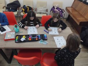 Розмальовка фантастичних істот