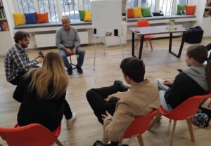 Спілкувалися на різні теми