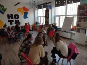 Дискусії учасники