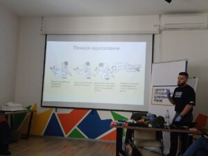 Вчилися проводити серцево-легеневу реанімацію