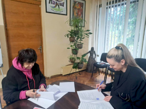 Підписання меморандуму про співпрацю Рівненської обласної бібліотеки для молоді з Палац дітей та молоді