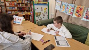 Працювали з текстами