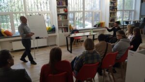 Учасники розмірковували над висловами