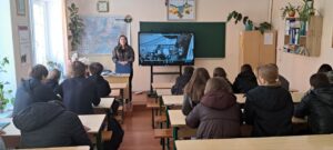 Учасники переглянули тематичний відеосюжет