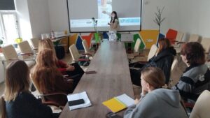 Учасники говорили про основні типи спілкування